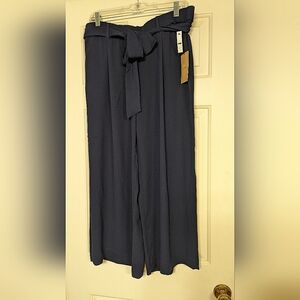 Halogen Wide Leg Cropped Pants Navy Medium New NWT